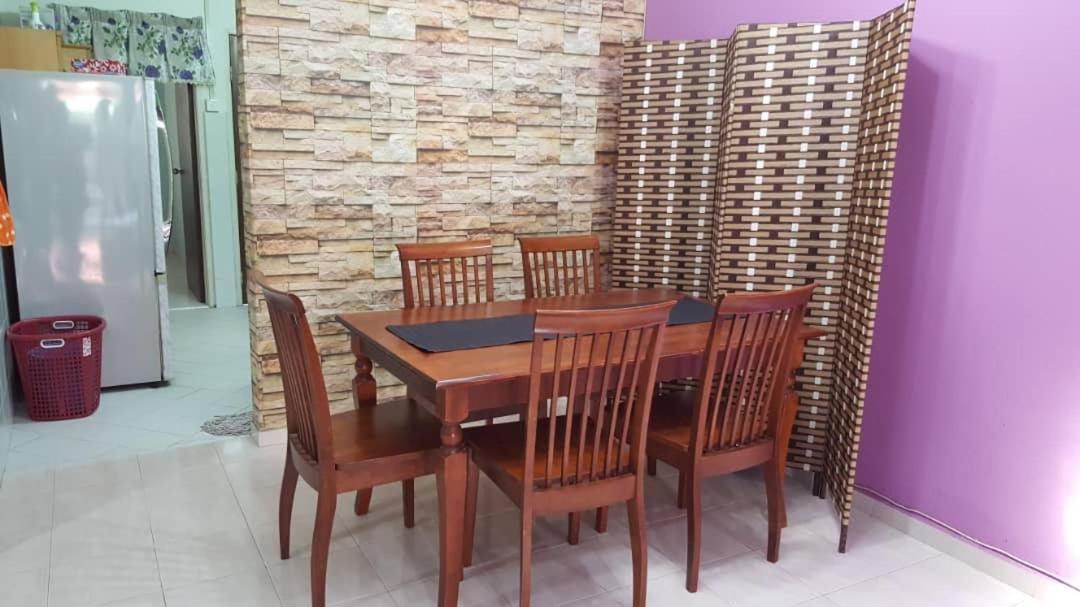 Homestay De Mitc Melaka Esterno foto
